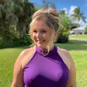 Meet your Posher, Vicky